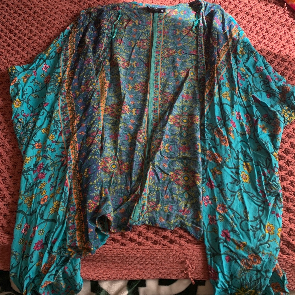 Floral Ruana 🌞🌻